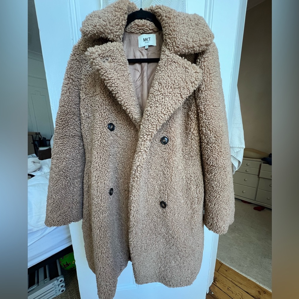 MKT Studio sherpa teddy jacket